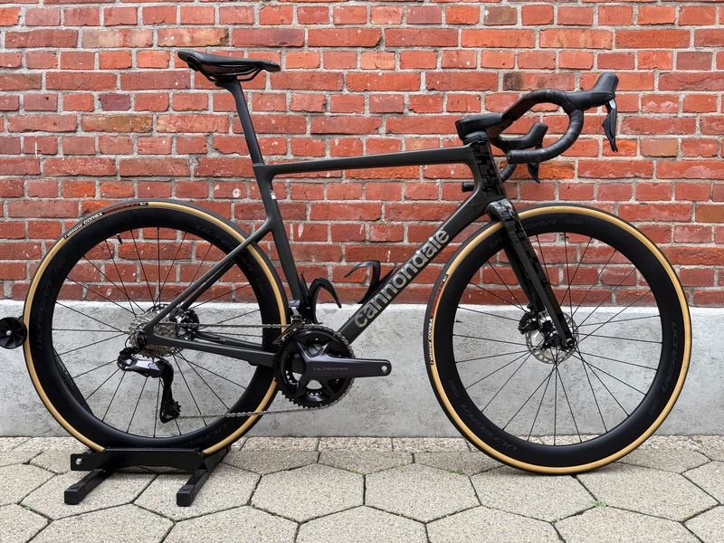 Cannondale NEW! Cannondale Supersix EVO Leichtbau 75-200 LTD/Size 54/7, 3kg!/Shimano Ultegra Di2/Deda Alanera 2024 Road & Gravel d'occasion