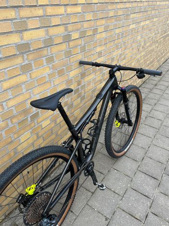 Used Specialized S-Works Epic 2018 2018 Mountainbike, Black — image 2 of 7