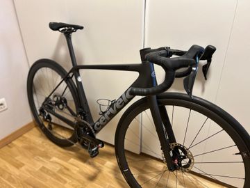 Cervélo R5 Dura Ace Di2 2024 2024 Road & Gravel usato