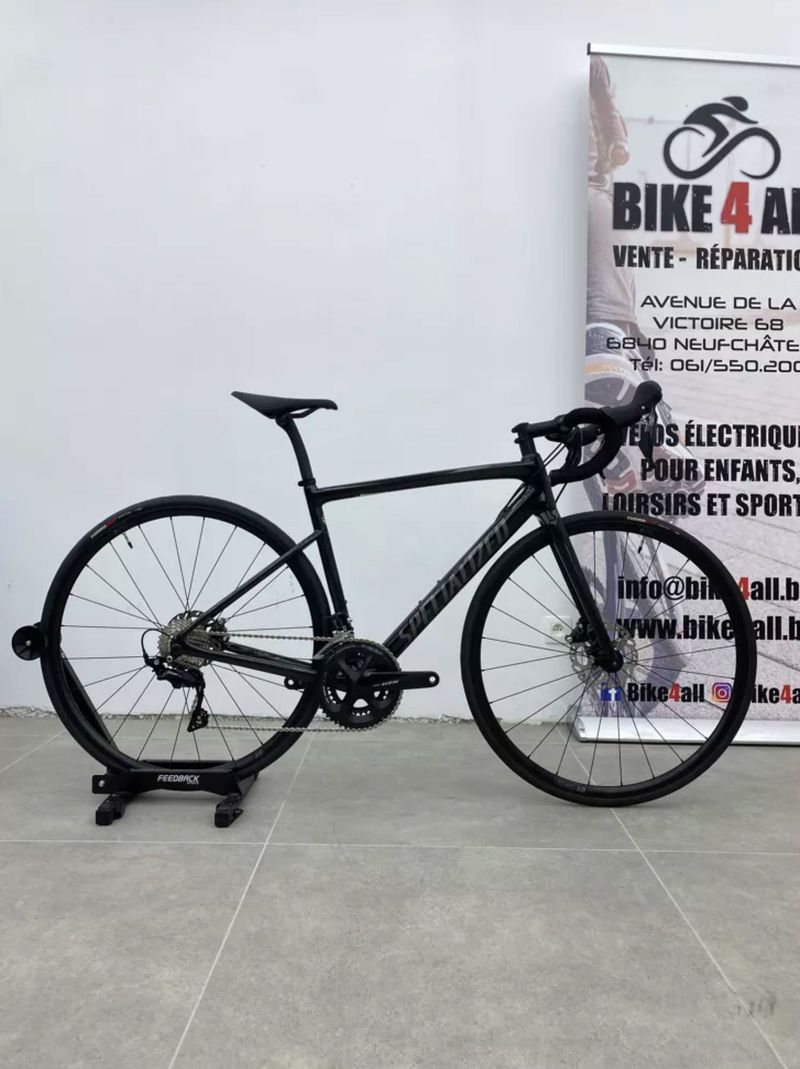 Tweedehands Specialized Tarmac SL6 Sport 2021 Road & Gravel