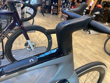 Używany Cannondale Synapse Carbon 2 2026 Road & Gravel — zdjęcie 3 z 11