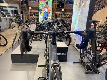 Używany Cannondale Synapse Carbon 2 2026 Road & Gravel — zdjęcie 5 z 11