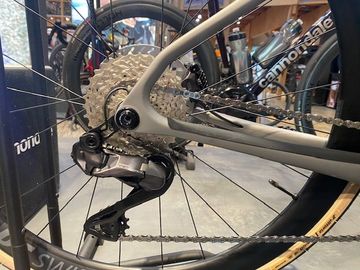 Używany Cannondale Synapse Carbon 2 2026 Road & Gravel — zdjęcie 9 z 11