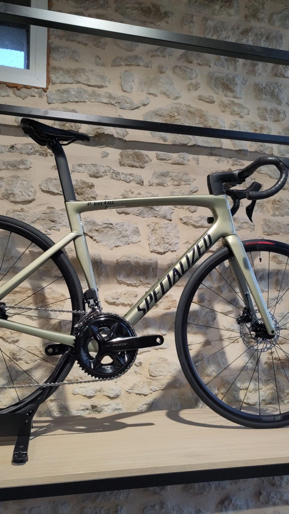 Specialized Tarmac SL7 Comp - Shimano 105 Di2 2024 | buycycle