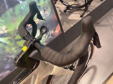 Used Cannondale Synapse Carbon 4 2026 Road & Gravel, Light Gray — image 2 of 10