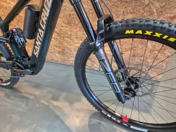Käytetty Santa Cruz Vala 2026 Mountainbike — kuva 5 / 6