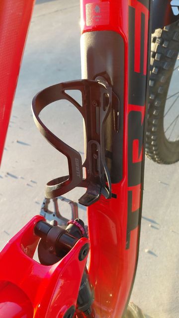Used Trek Slash SRAM GX Eagle 2021 Mountainbike, Red — image 9 of 14