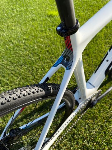 Used Felt FX 2022 Road & Gravel, White — image 6 of 15