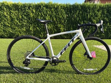 Felt FX 2022 Road & Gravel usato