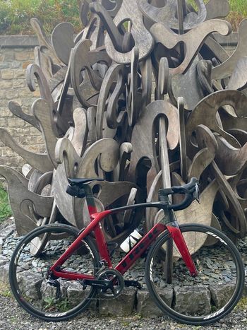 Used Trek Madone Shimano Dura Ace 2019 Road & Gravel, Rot — image 3 of 3