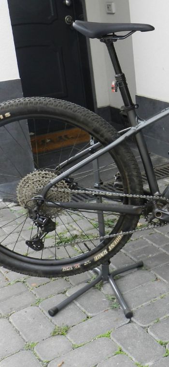 Used Trek X-caliber Shimano Deore XT 2023 Mountainbike — image 3 of 6
