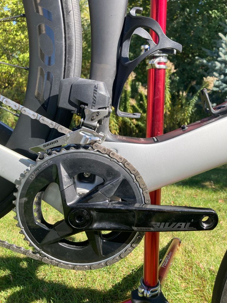 Used Trek Madone SLR 6 Gen 7 2024 Road & Gravel, Hellgrau — image 3 of 11