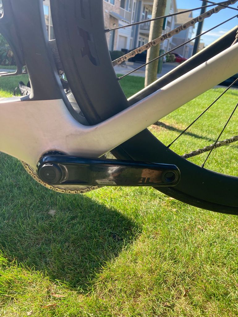 Used Trek Madone SLR 6 Gen 7 2024 Road & Gravel, Hellgrau — image 7 of 11
