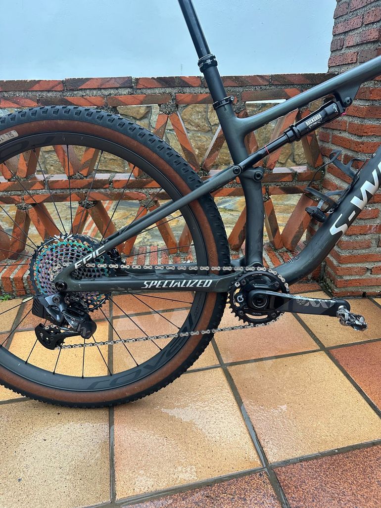 Used Specialized S-Works Epic - Speed of Light Collection 2022 2022 Mountainbike, Green, 29 — image 3 of 4