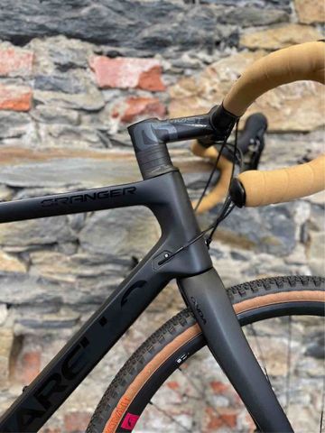 Gebrauchtes Pinarello Granger X1 Disc 2024 2024 Road & Gravel, Schwarz — Bild 4 von 6