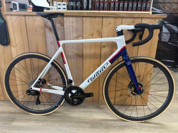Wilier VERTICALE Shimano Dura Ace Di2 2025 Road & Gravel usato