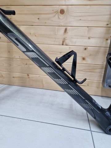Used Scott Addict RC 40 2022 Frameset 2022 Road & Gravel, Green — image 8 of 8