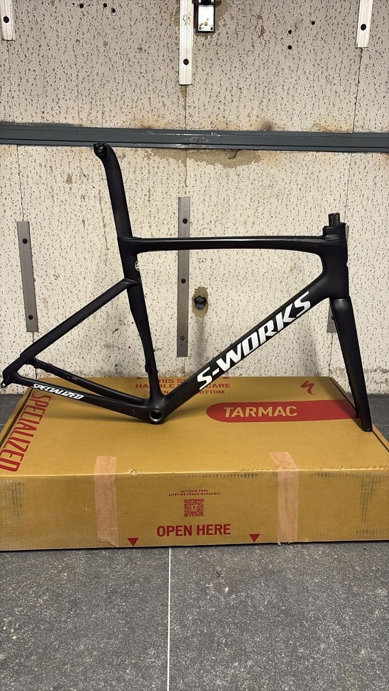 Used Specialized S-Works Tarmac SL7 - Shimano Dura-Ace Di2 2023 Frameset 2023 Road & Gravel, Black — image 1 of 9