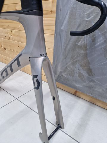 Used Scott Foil RC 30 2022 Frameset 2022 Road & Gravel, Light Gray — image 5 of 8