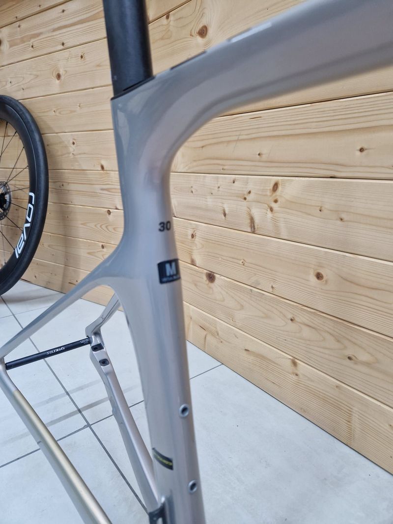 Used Scott Foil RC 30 2022 Frameset 2022 Road & Gravel, Light Gray — image 2 of 8