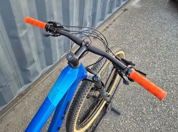 Used Focus RAVEN 8.9 2019 2019 Mountainbike, Blue, 29 — image 9 of 10