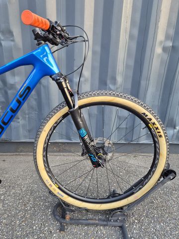 Focus RAVEN 8.9 2019 2019 Mountainbike de segunda mano, Azul — imagen 6 de 10