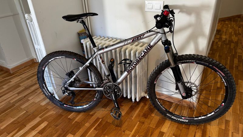 Použité Motobecane Fly Shimano XTR 2013 Mountainbike — obrázek 1 z 12