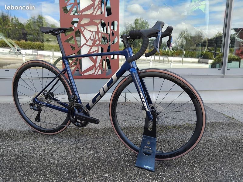 Used Girs KOM 2025 Road & Gravel