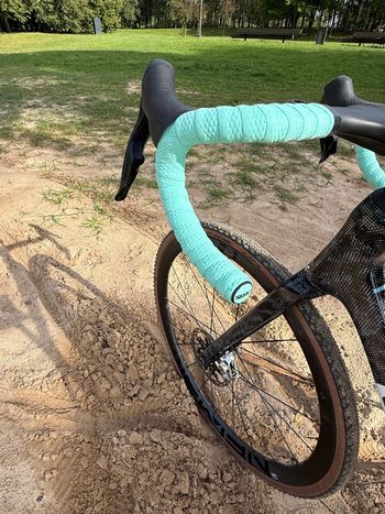 Used CUBE CROSS RACE C:68X SLT 2025 2025 Road & Gravel — image 5 of 5