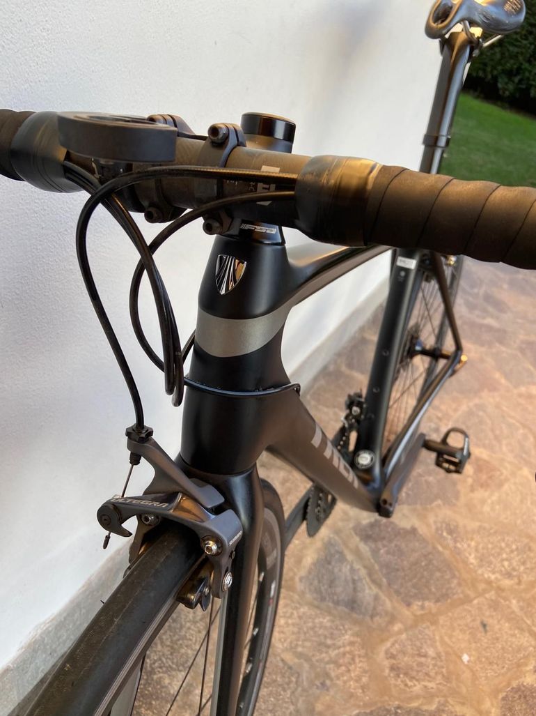 Used Trek Émonda SL 6 2018 2018 Road & Gravel, Black — image 2 of 8