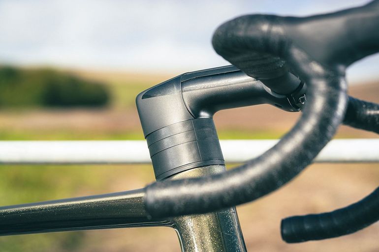 Used Scott Addict RC 40 2024 2024 Road & Gravel, Black — image 3 of 6