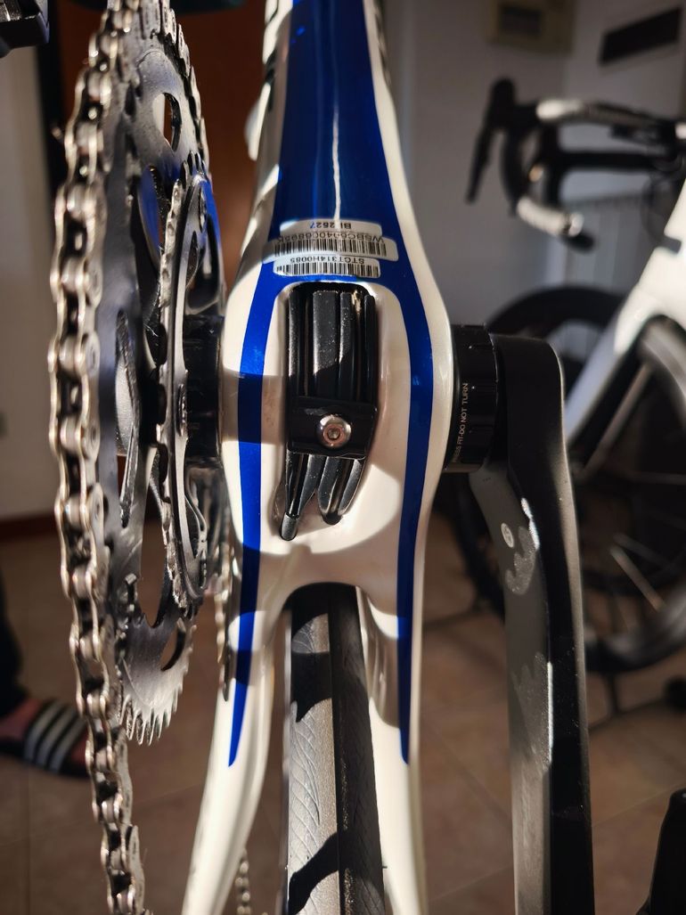 Used Specialized Tarmac SL4 Comp Ultegra 2014 2014 Road & Gravel, White — image 20 of 35