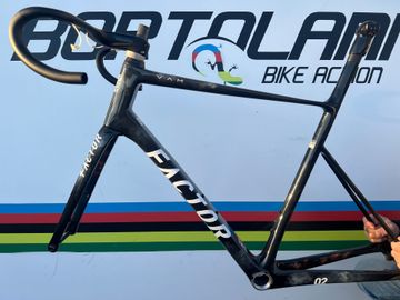 Factor O2 VAM 2025 Frameset 2025 Road & Gravel d'occasion — image 2 sur 7