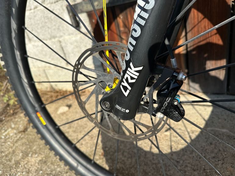 Used Canyon Strive CFR 9.0 Team 2019 2019 Mountainbike — image 9 of 10