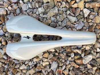 Used Focus Pro C2 2011 Road & Gravel, White — image 13 of 13