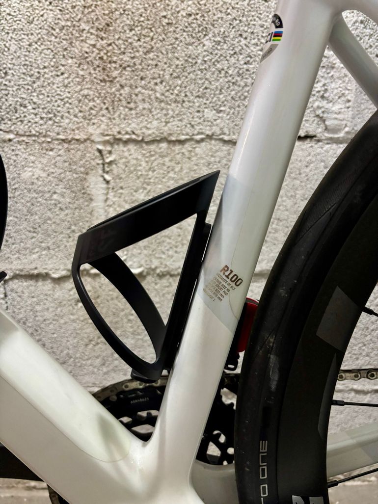 Used Canyon Ultimate CF SLX 8 AXS 2025 2025 Road & Gravel, White — image 10 of 18
