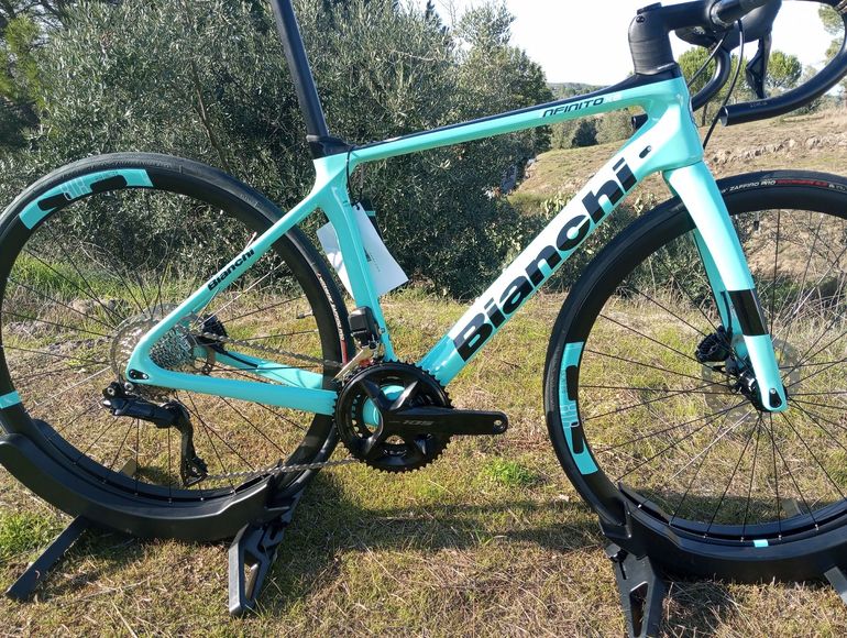 Bianchi Infinito XE 105 Di2 2023 2023