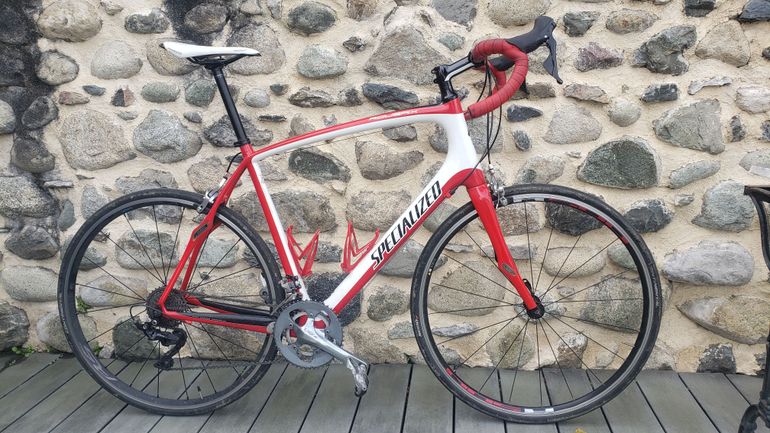 Used Specialized Roubaix Comp Compact 2011 2011 Road & Gravel, Rojo — image 1 of 4