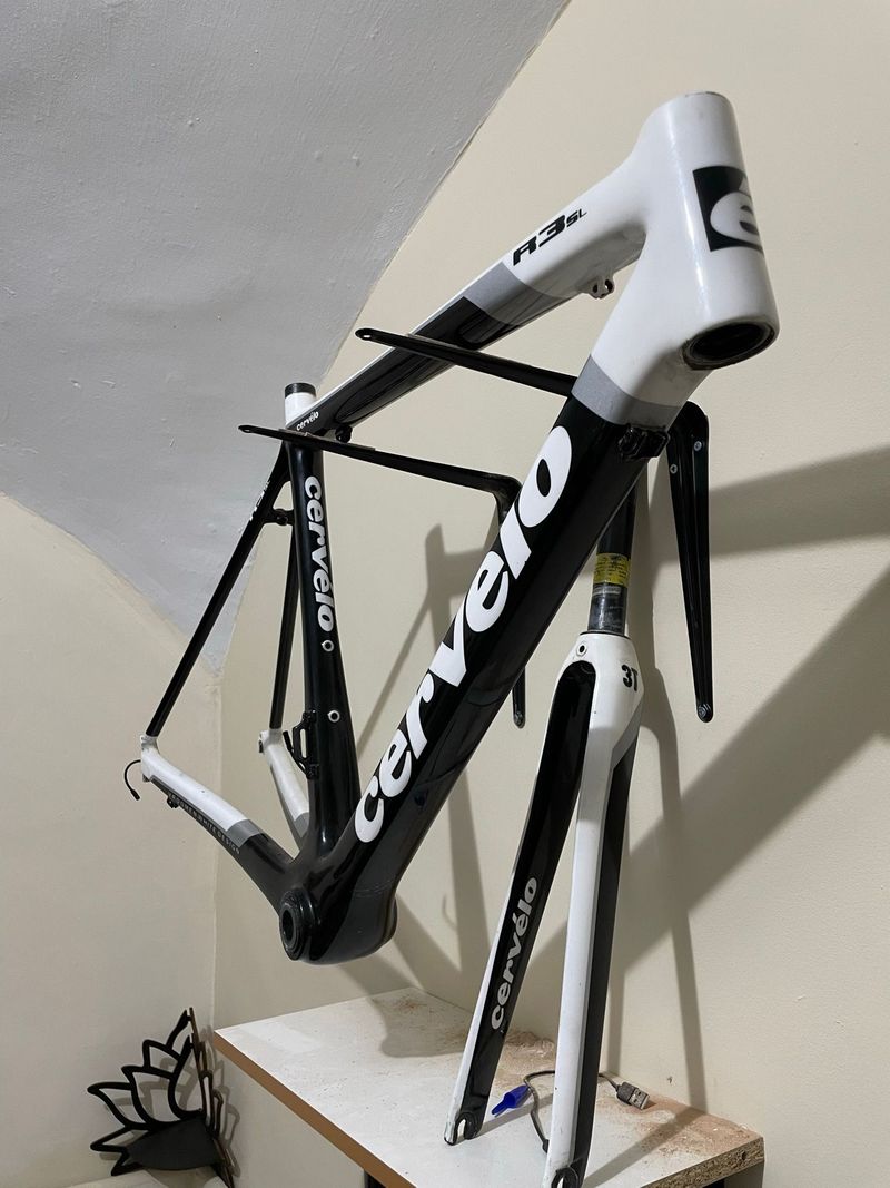 Cervélo R3 SL 2015 Road & Gravel usato, Nero — immagine 2 di 15