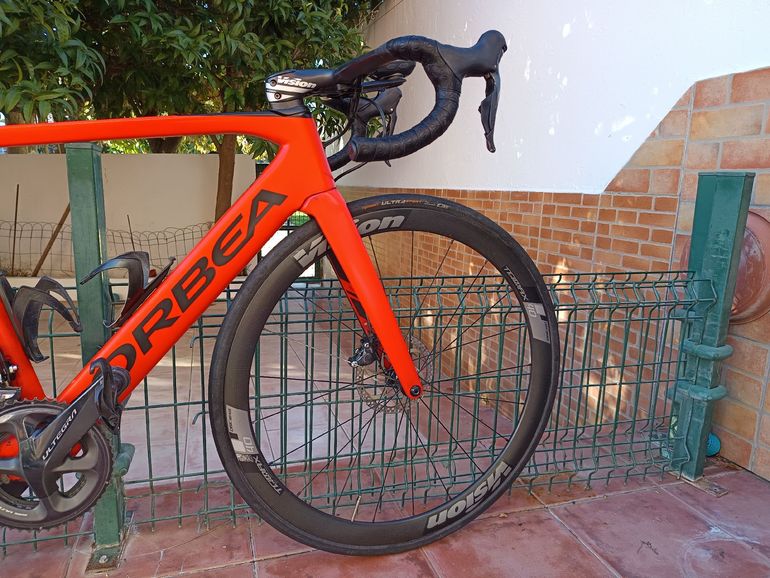 Used Orbea ORCA AERO M20iTEAM-D 2020 2020 Road & Gravel, Red — image 3 of 4