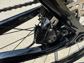 Used Pinarello Dogma F Disc 2023 - Dura Ace Di2 9200 (size 51.5cm) 2022 Road & Gravel, Black — image 13 of 24