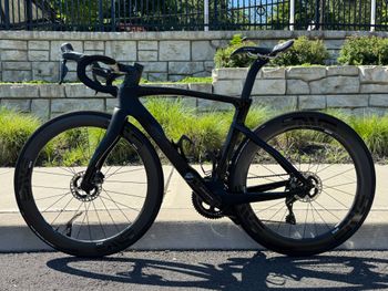Used Pinarello Dogma F Disc 2023 - Dura Ace Di2 9200 (size 51.5cm) 2022 Road & Gravel, Black — image 5 of 24