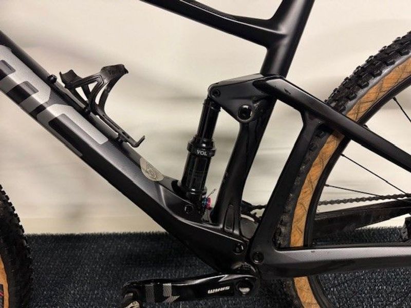Used BMC Fourstroke 01 THREE 2020 2020 Mountainbike, Black, 29 — image 5 of 5