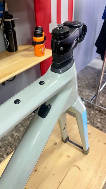 Tweedehands BMC URS ONE 2020 Frameset 2020 Road & Gravel — afbeelding 6 van 7