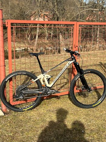 Mondraker, SUPERFOXY CARBON R 2023