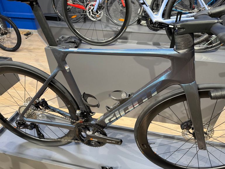 Vélo De Route Giant Propel Advanced Pro 2025 - Shimano Ultegra Di2, Freins Disques, Taille L