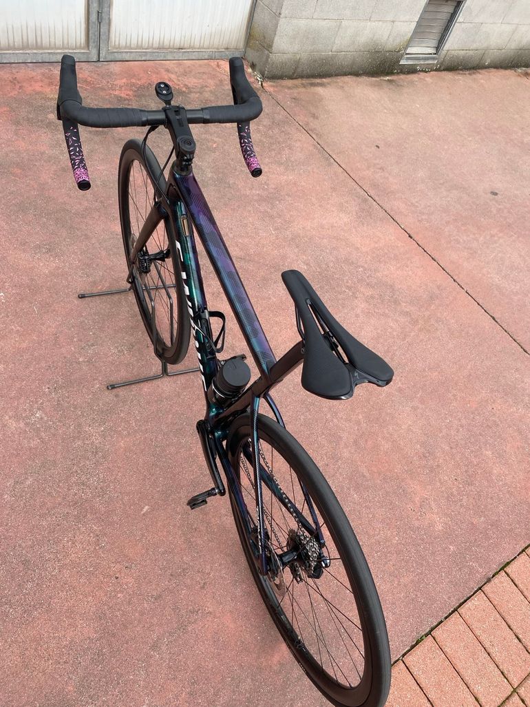 Used Specialized S-Works Tarmac Disc - Dura Ace Di2 2020 2020 Road & Gravel, Blue — image 5 of 7