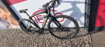 Used Trek Domane SL 6 Gen 4 2025 2025 Road & Gravel, Green — image 16 of 25