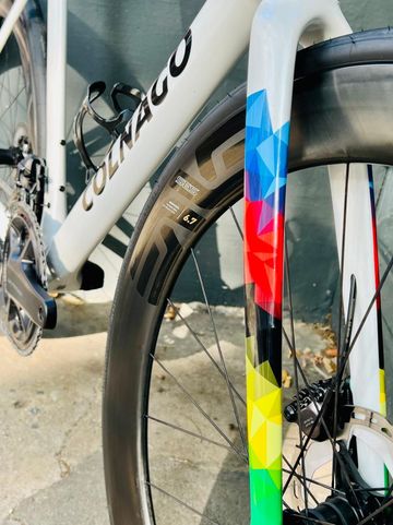 Used Colnago V5rs 2025 Road & Gravel, White — image 3 of 8