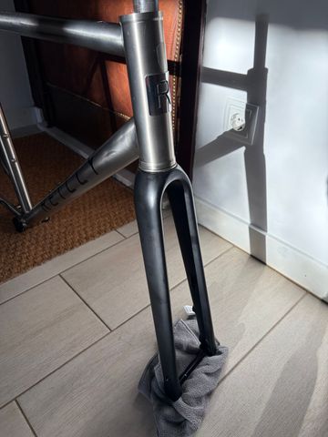 Reilly Spectre Frameset 2023 Road & Gravel de segunda mano, Gris claro — imagen 2 de 19